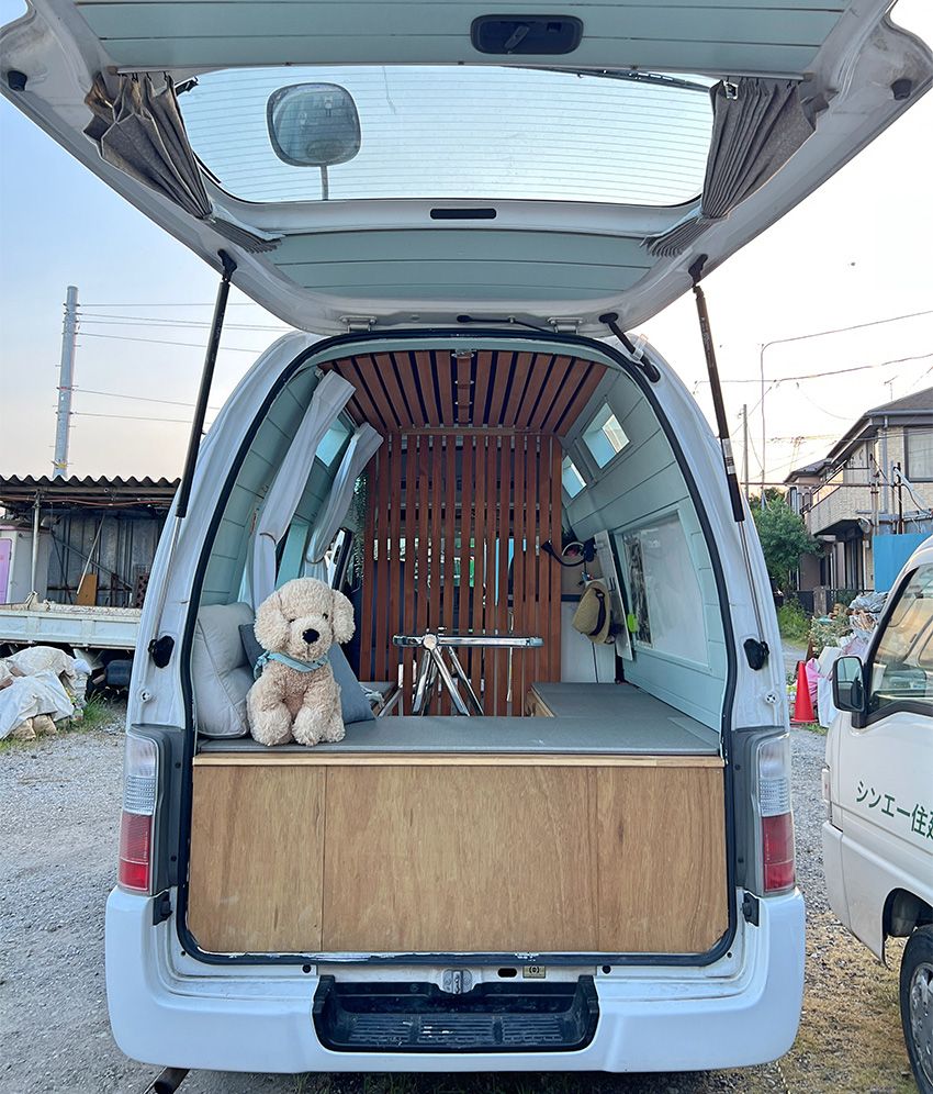 バンライフを実践する起業家看板娘が、「動く城」で“いつかは……”を実現していた - 13枚目の画像