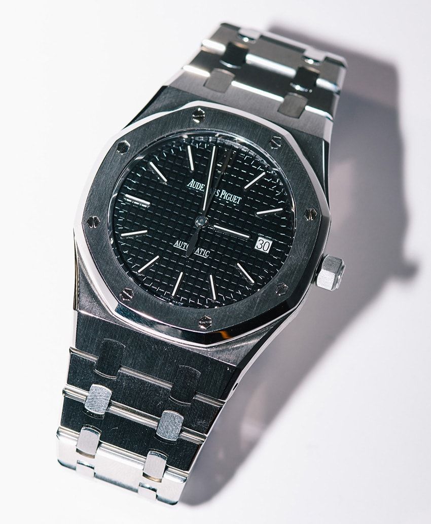 ロレックス、オーデマetc.愛用時計を拝見。敏腕スタイリストは「黒文字盤」を支持！ - 1枚目の画像