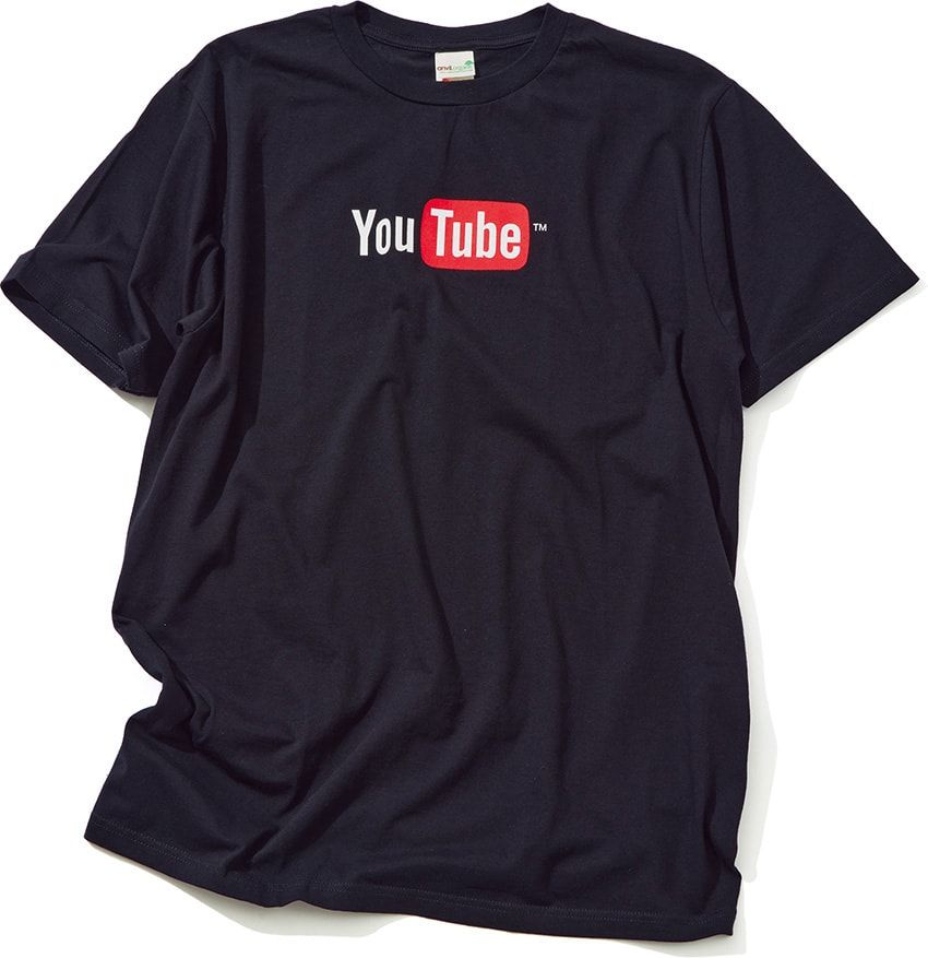 真ん中にドドンと「Google」の文字！万人受けしなくても欲しい“企業Tシャツ”3選 - 1枚目の画像