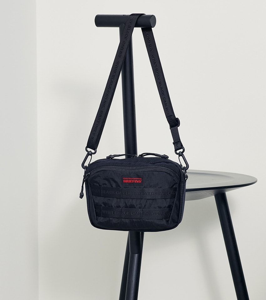 Wネームのロゴ以外、黒！「ホワイトマウンテニアリング×ブリーフィング」最新はバックパックとショルダー - 5枚目の画像