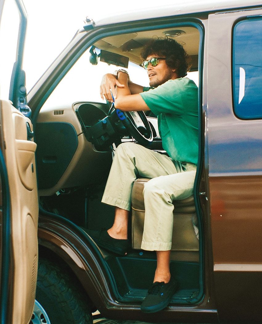 LV、セリーヌ、プラダ、ビズビム。カリフォルニアのムードを感じる最新コレクション - 1枚目の画像