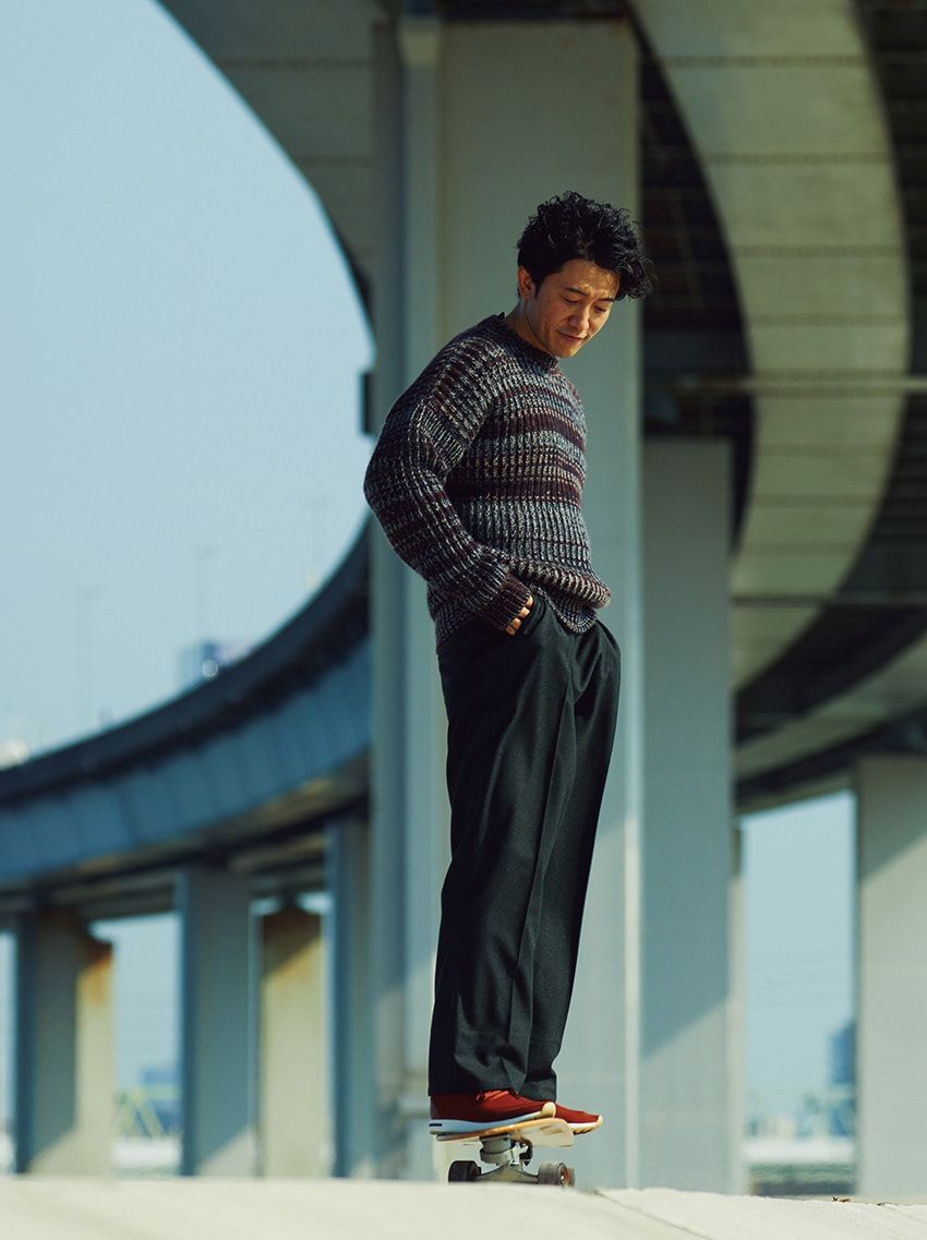 「ロロ・ピアーナ」の極上素材で迎える秋。肩肘張らずに着こなすファッションストーリー - 5枚目の画像