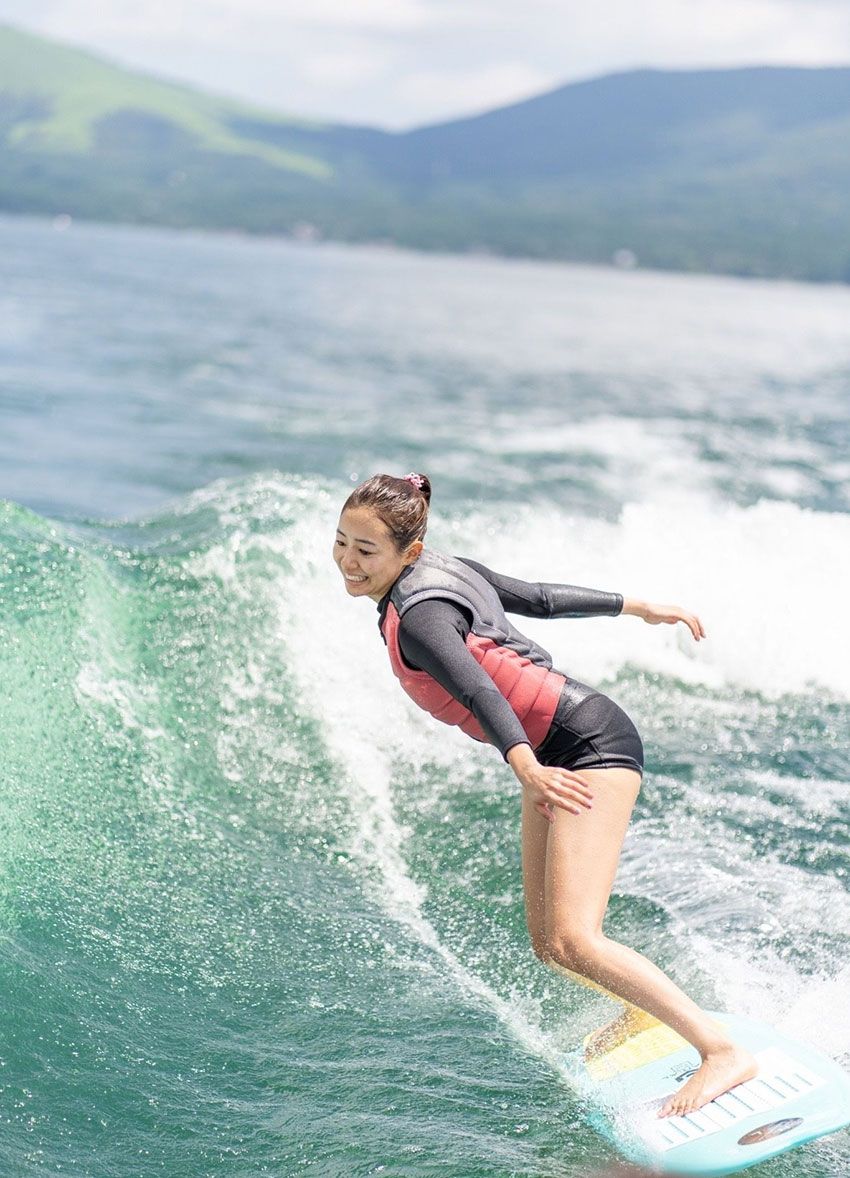 弁護士・森 詩絵里さんの人生を楽しむコツ。サーフィンもゴルフも「ガチだからこそ、続けられる」 - 2枚目の画像