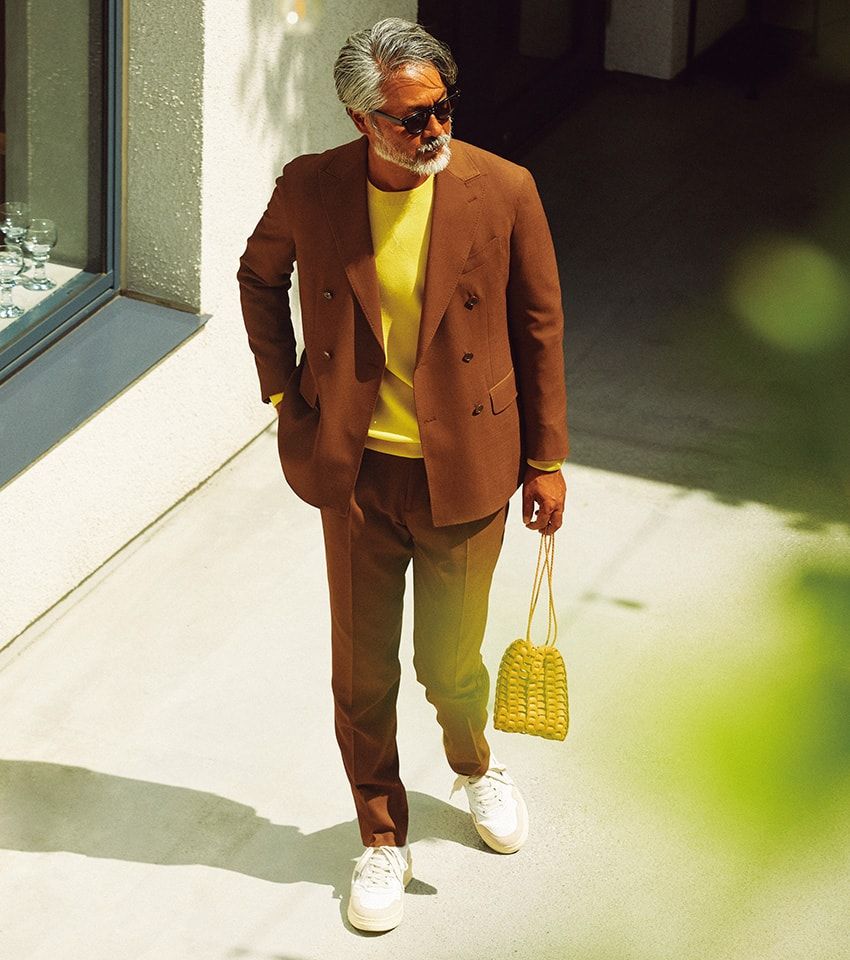 スーツを着流す“はじめの一歩”は「革靴をヤメる」「Vゾーンはアメカジ 」「小物に頼る」 - 7枚目の画像