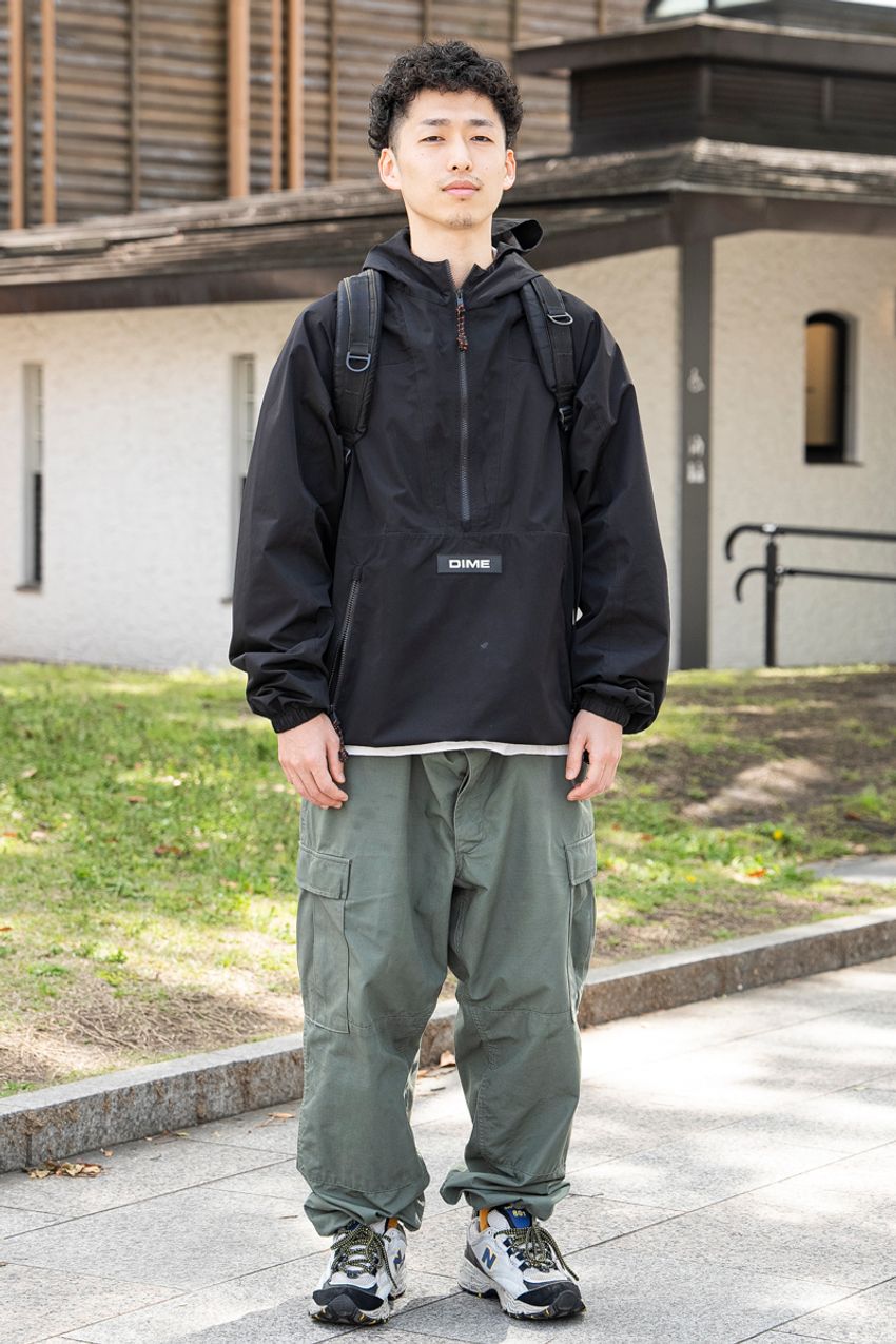 【20代、30代、40代のカーゴパンツ】愛用ブランドとコーデ術を8人のスナップで - 3枚目の画像
