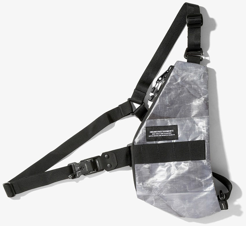 DSPTCH UNIT VERTICAL POUCH ダイニーマ Unit Vertical Pouch - Dyneema - Black – DSPTCH
