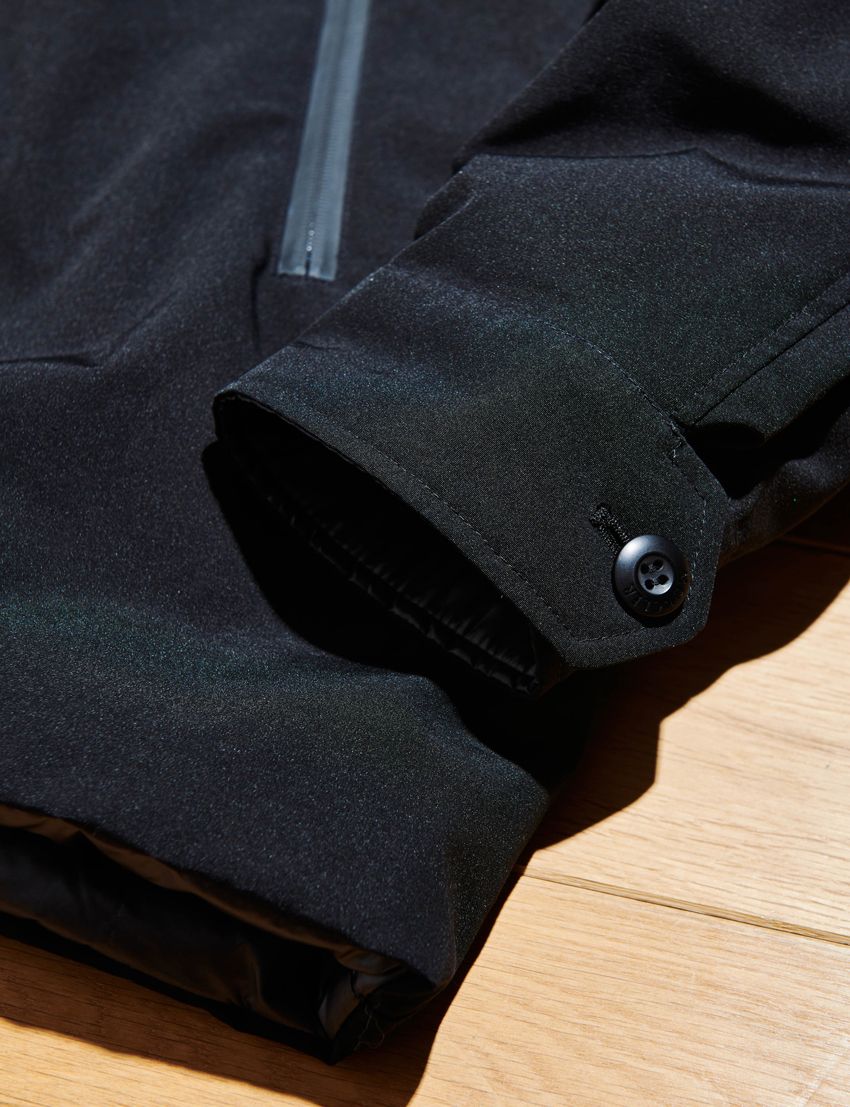 【ロンハーマン限定発売】モンクレールの強力すぎる“両A面”ダウンパーカ 2023 - 3枚目の画像