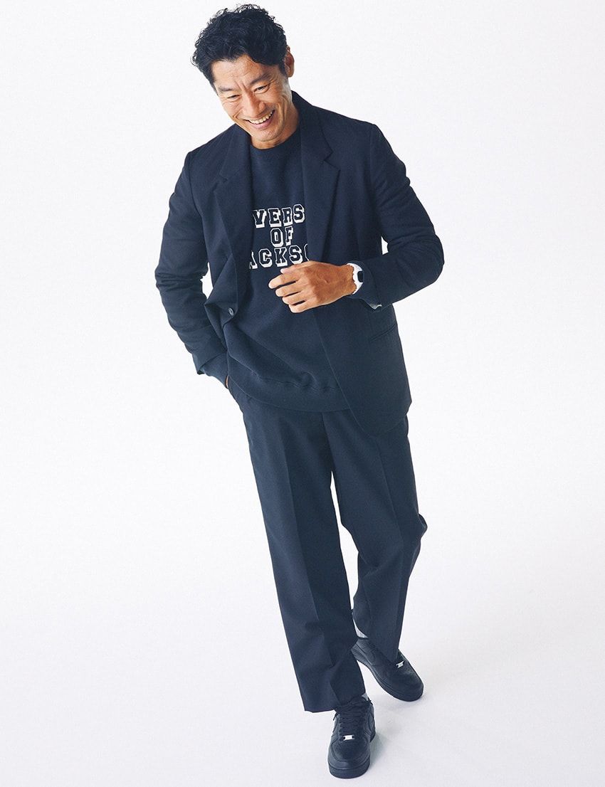 スーツを着流すときのVゾーンの作り方。海外セレブを参考にしたら、頼れるのはアメカジだった - 6枚目の画像