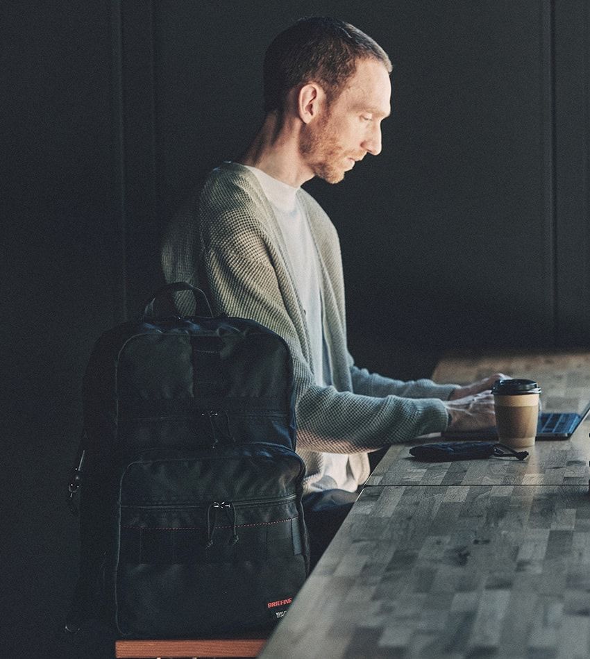 「ブリーフィング」がルートとコラボ。便利なバッグが“スマート収納”でさらに使いやすくなった件 - 6枚目の画像