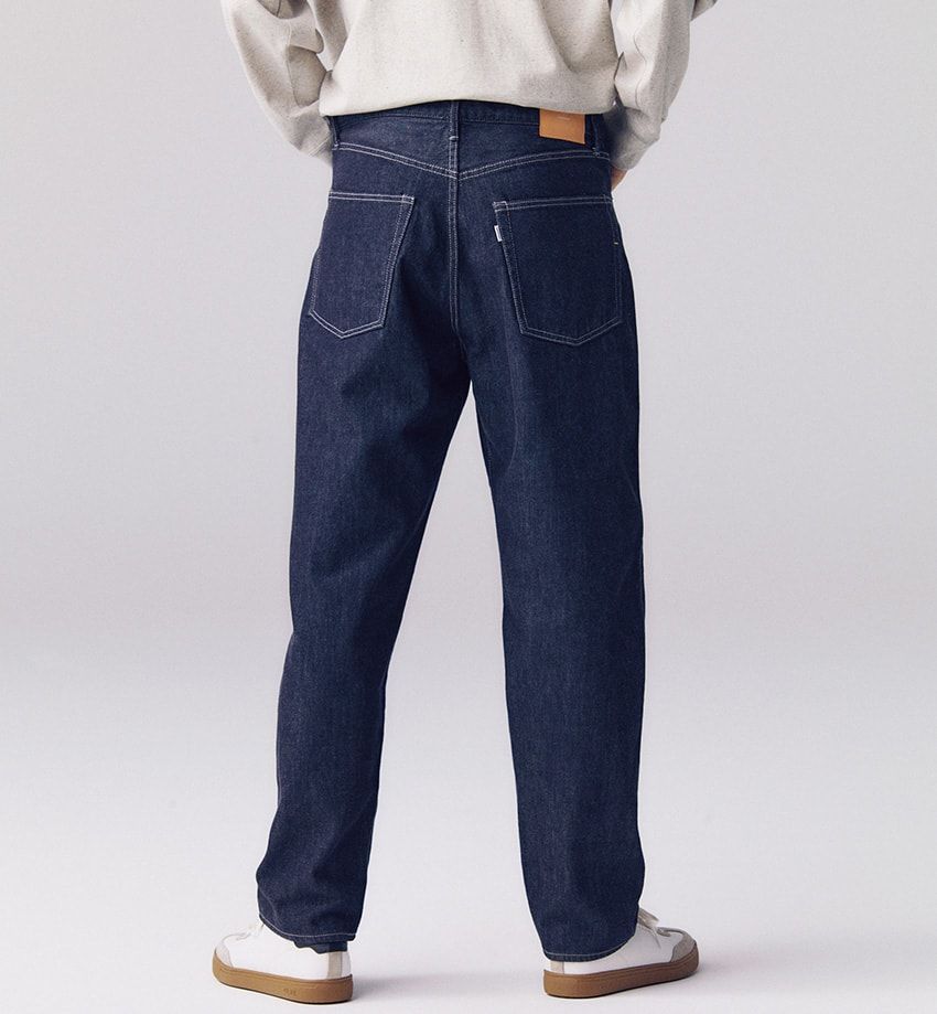 スタイルが良く、新鮮に見えるデニムは「股上30cm以上」！ “701系”な4本で検証 - 3枚目の画像