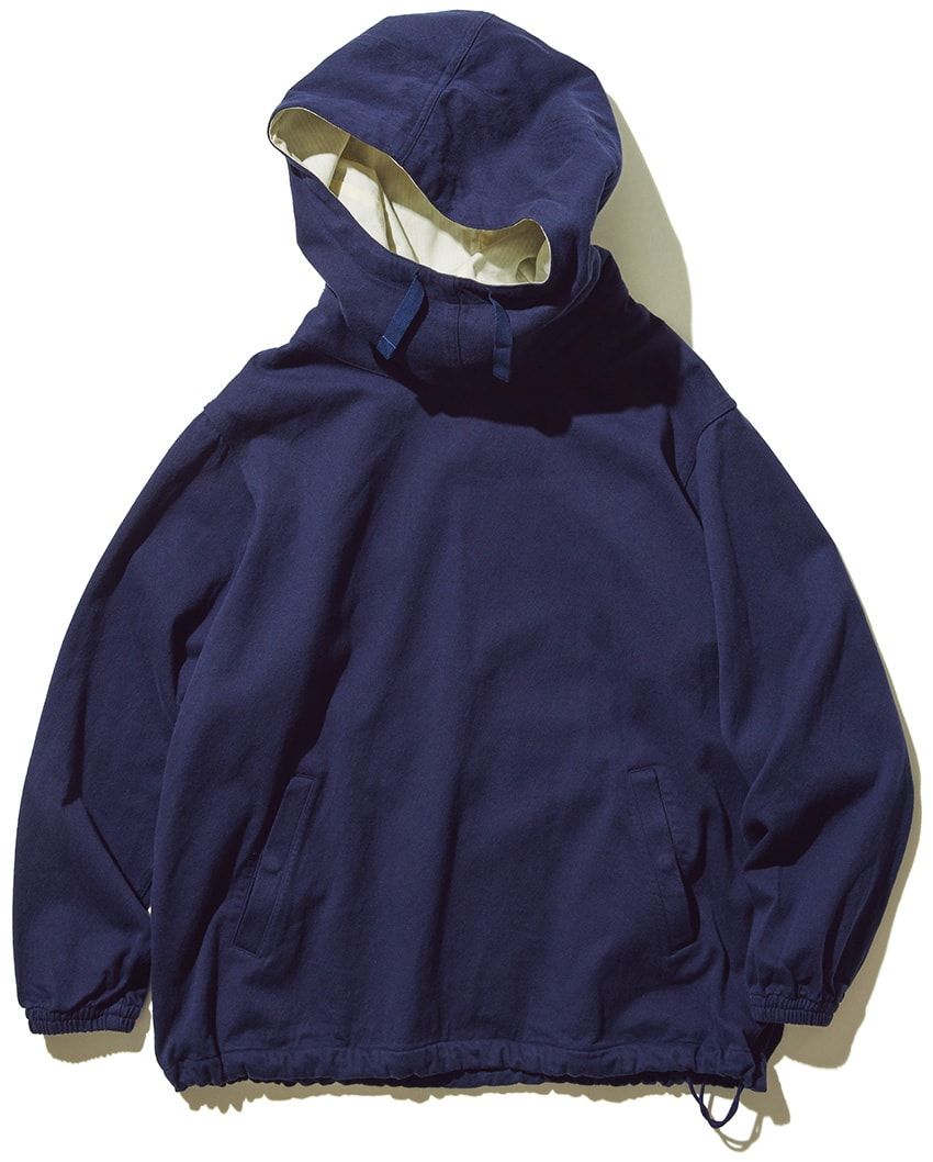 素材、デザイン、色のトーン……多彩な青に挑戦できる“ブルーパーカ”7選 - 1枚目の画像