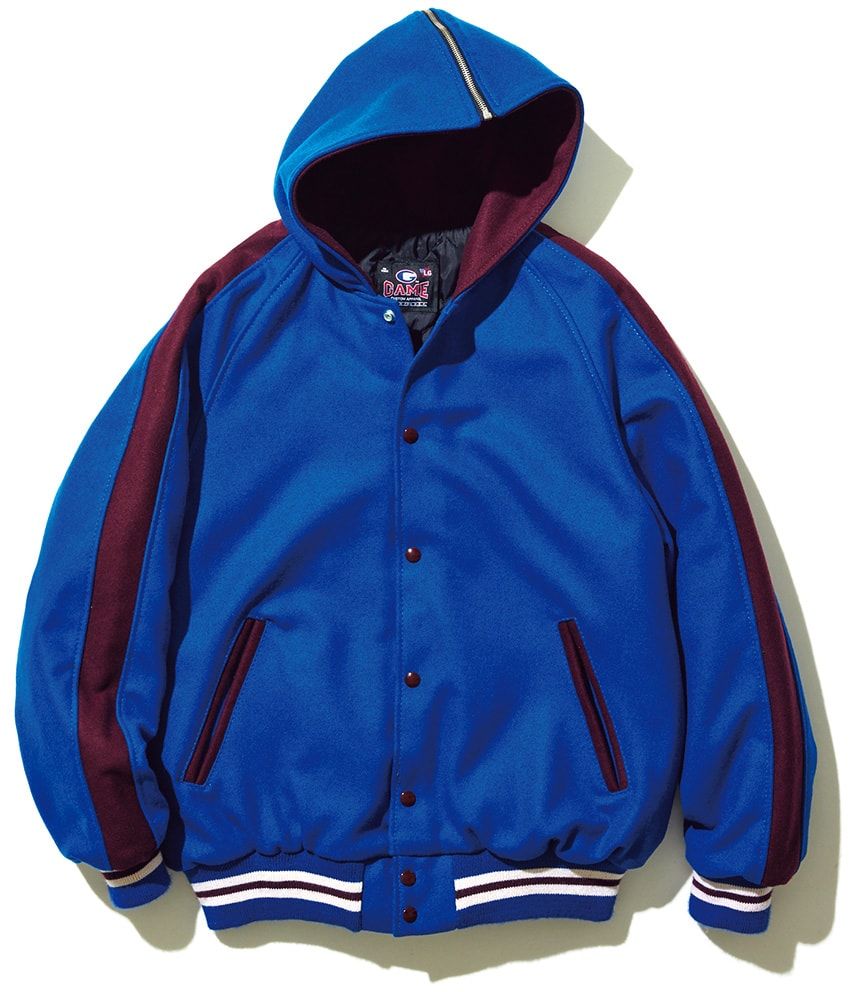 素材、デザイン、色のトーン……多彩な青に挑戦できる“ブルーパーカ”7選 - 8枚目の画像