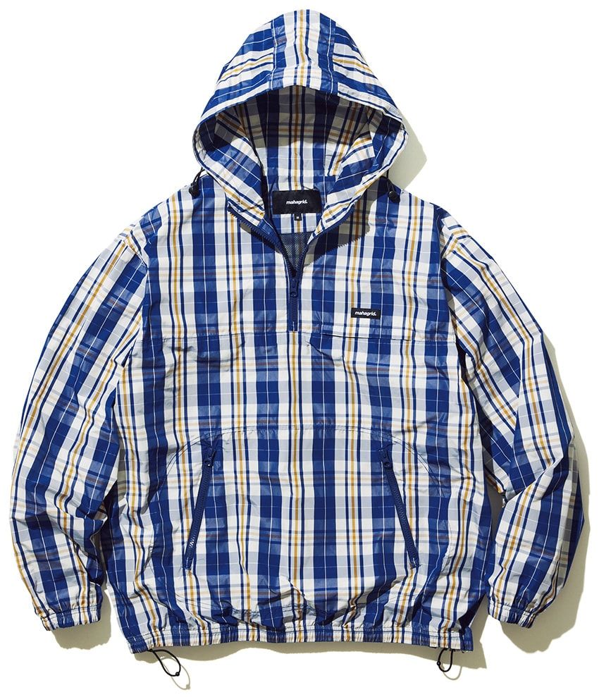 素材、デザイン、色のトーン……多彩な青に挑戦できる“ブルーパーカ”7選 - 3枚目の画像