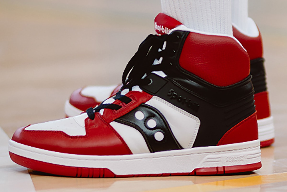 Spotbilt レッド スニーカー HOOP　70s Vintage Spot-Bilt Saucony Made in USA Red Metal Spikes