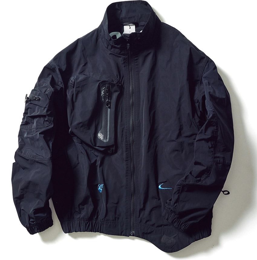 小島奉文の“テック系ブラック”な私物を拝見！ひとクセある黒アイテムにどハマり - 3枚目の画像