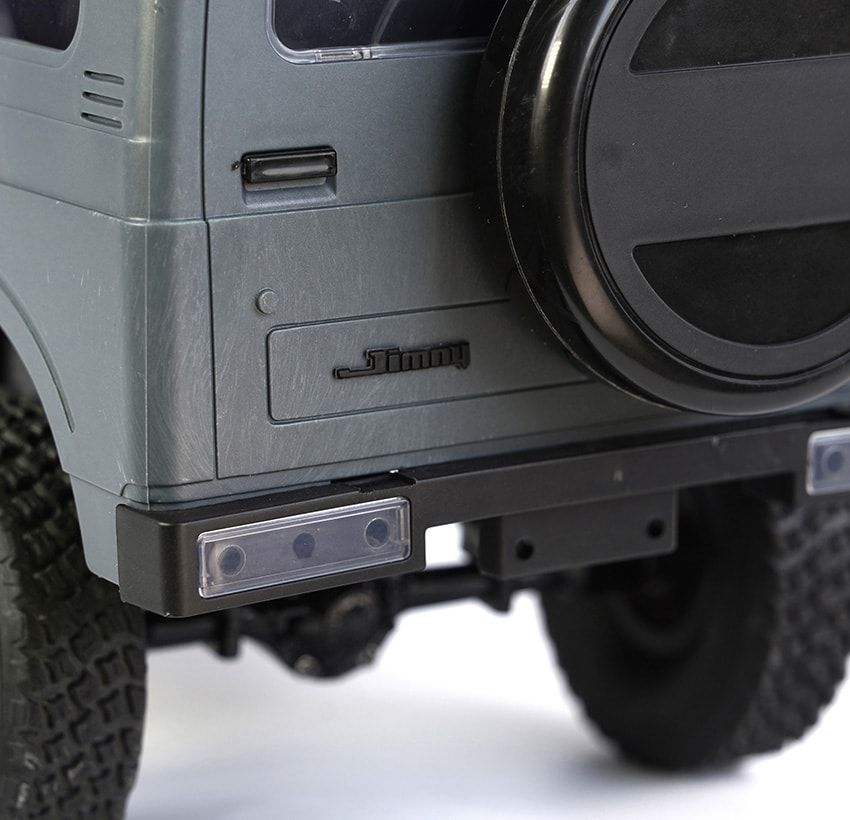 ジムニーを“操縦”する楽しさを今すぐ、誰でも！ 人気ブランドのステッカー付きでカスタムも可能だ - 21枚目の画像