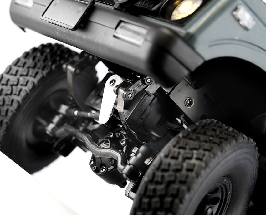 ジムニーを“操縦”する楽しさを今すぐ、誰でも！ 人気ブランドのステッカー付きでカスタムも可能だ - 34枚目の画像