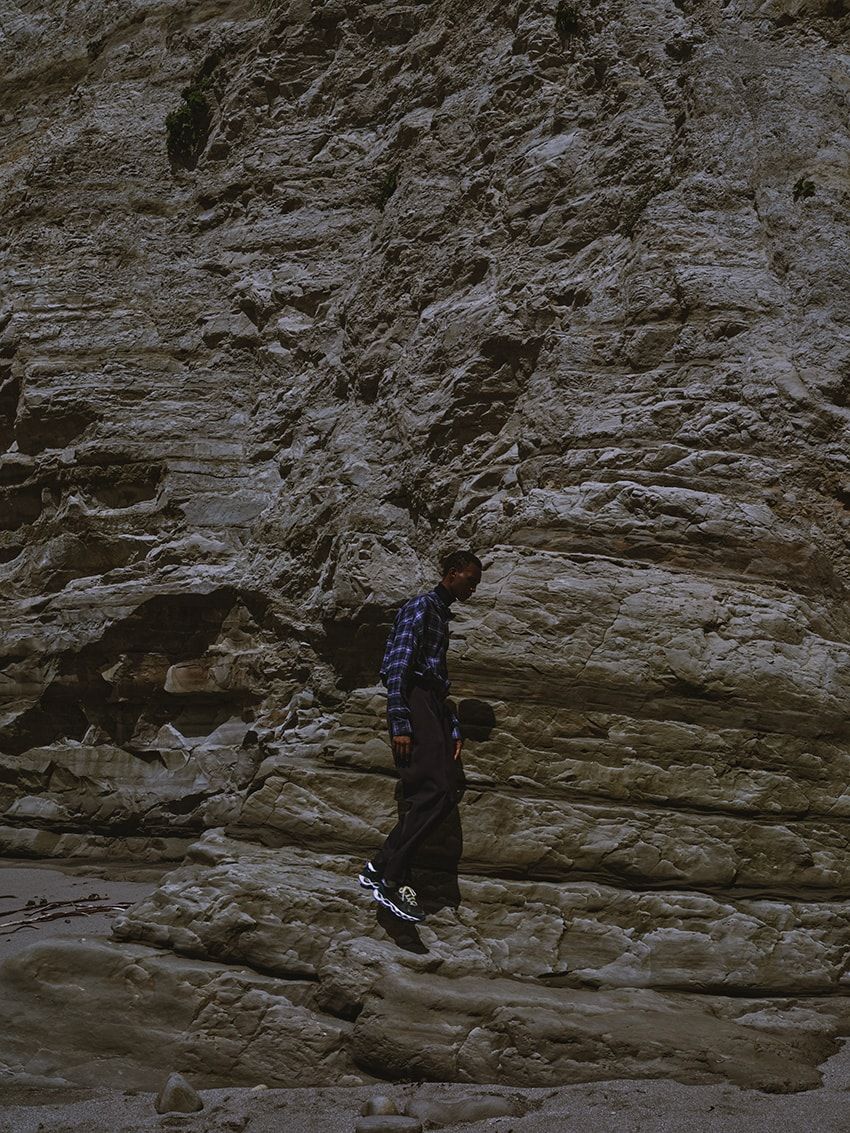 “90年代のアウトドア”をハイテク化したスニーカー。「グラフペーパー×ミズノ」のコラボ第4弾！ - 19枚目の画像