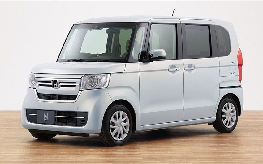 もっとも売れている車｢N-BOX｣。どんな人が買っているのか2代目N-BOX