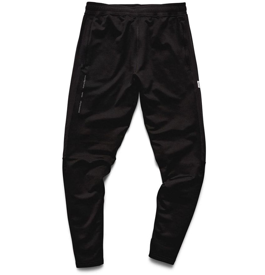 街から山頂まで対応！ 高機能シューズブランド「norda」とレイニングチャンプが初タッグ - 5枚目の画像