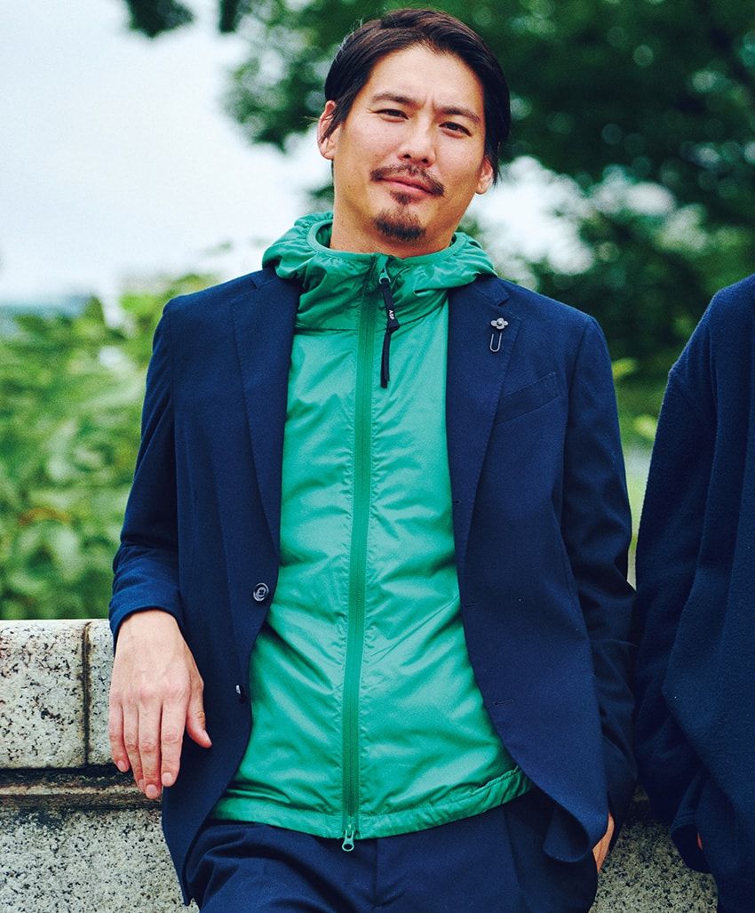 映画『オーシャンズ』でも実践!? セットアップの着こなしは“ネイビー”で楽にキマる - 4枚目の画像