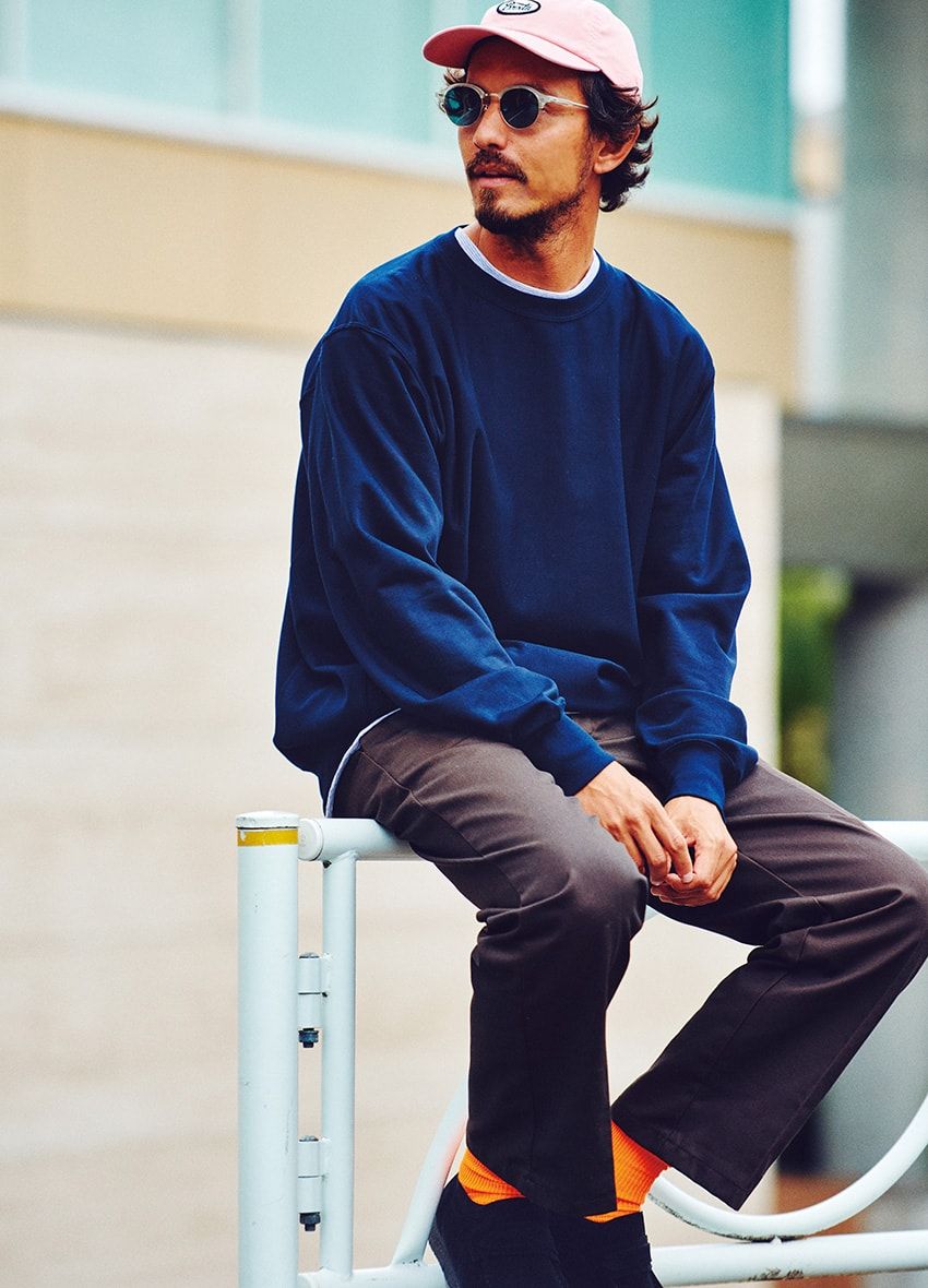 野暮ったさとオサラバ！スウェットを“ブルー”にしたら体育会系に見えなくなった - 6枚目の画像