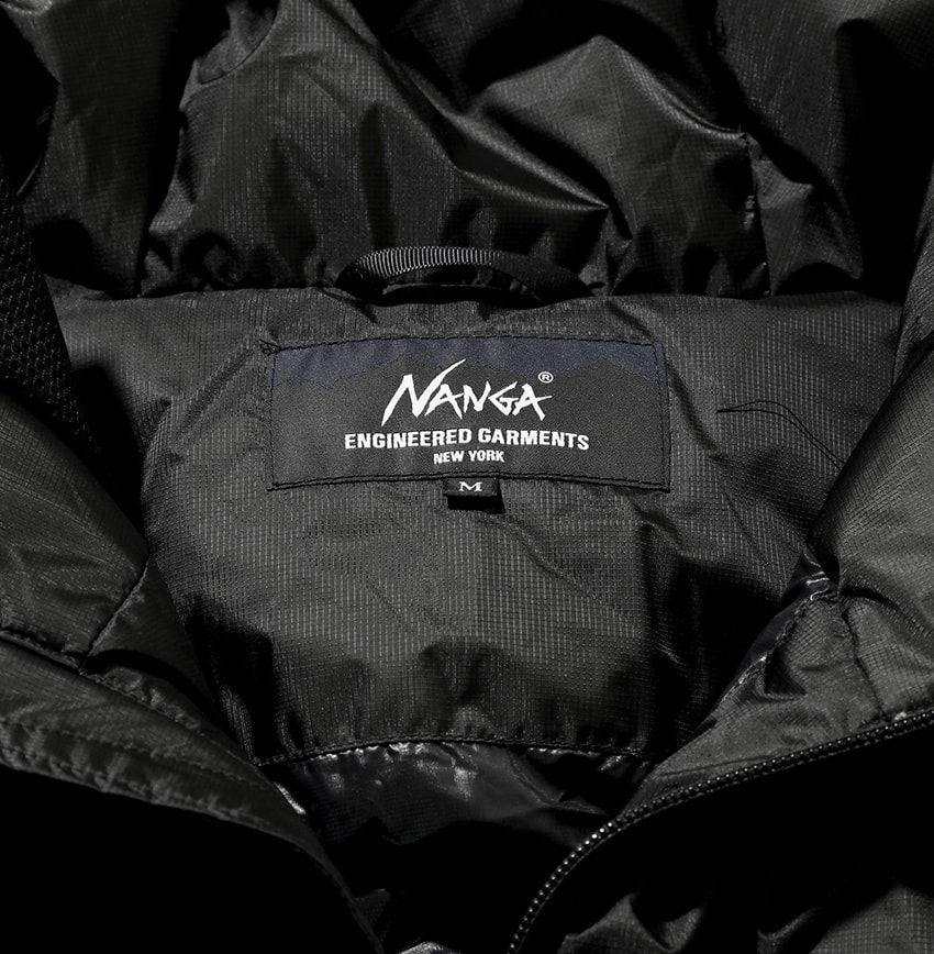 「ナンガ×エンジニアド ガーメンツ」のコラボダウン全4型。ロゴを排除したシンプルなデザイン - 1枚目の画像