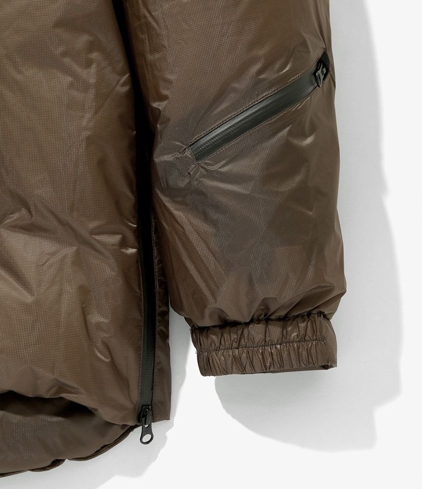 「ナンガ×エンジニアド ガーメンツ」のコラボダウン全4型。ロゴを排除したシンプルなデザイン - 18枚目の画像