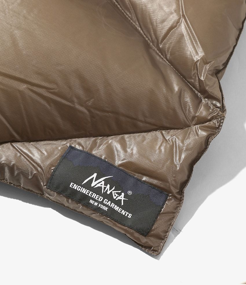 「ナンガ×エンジニアド ガーメンツ」のコラボダウン全4型。ロゴを排除したシンプルなデザイン - 42枚目の画像