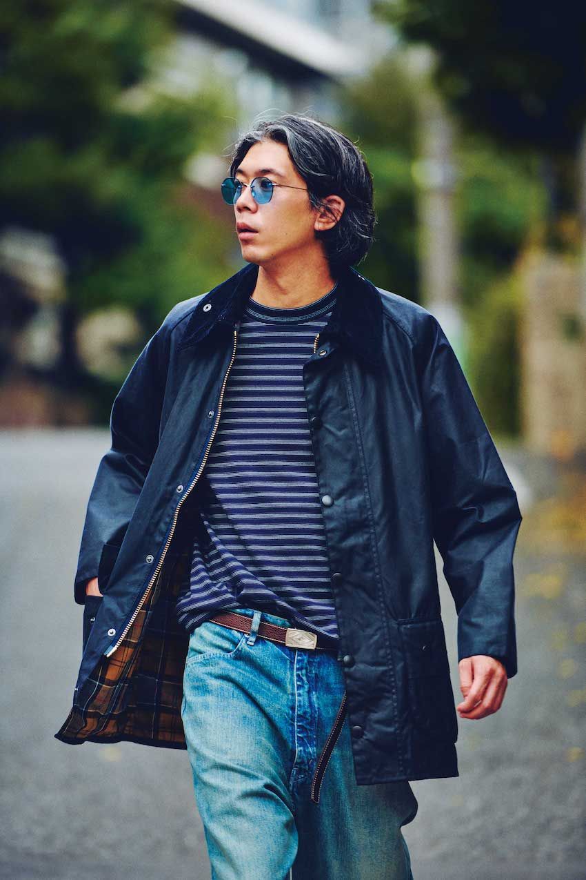 冬のカジュアルを成功に導く「青い服」見本帳。最新号の見どころと編集部の厳選コーデ7選 - 6枚目の画像