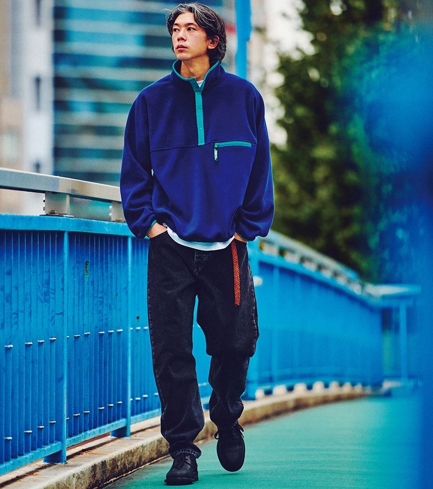 【週末着回しコーデ】ネイビーのフリースでジャケットにも休日ワンマイルにもハマる！ - 2枚目の画像