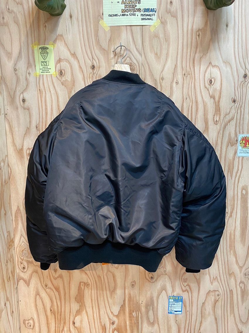 「SSZ」がバズリクソンズに別注したMA-1はたっぷりダウンを封入！ カラーリングもポイント - 6枚目の画像