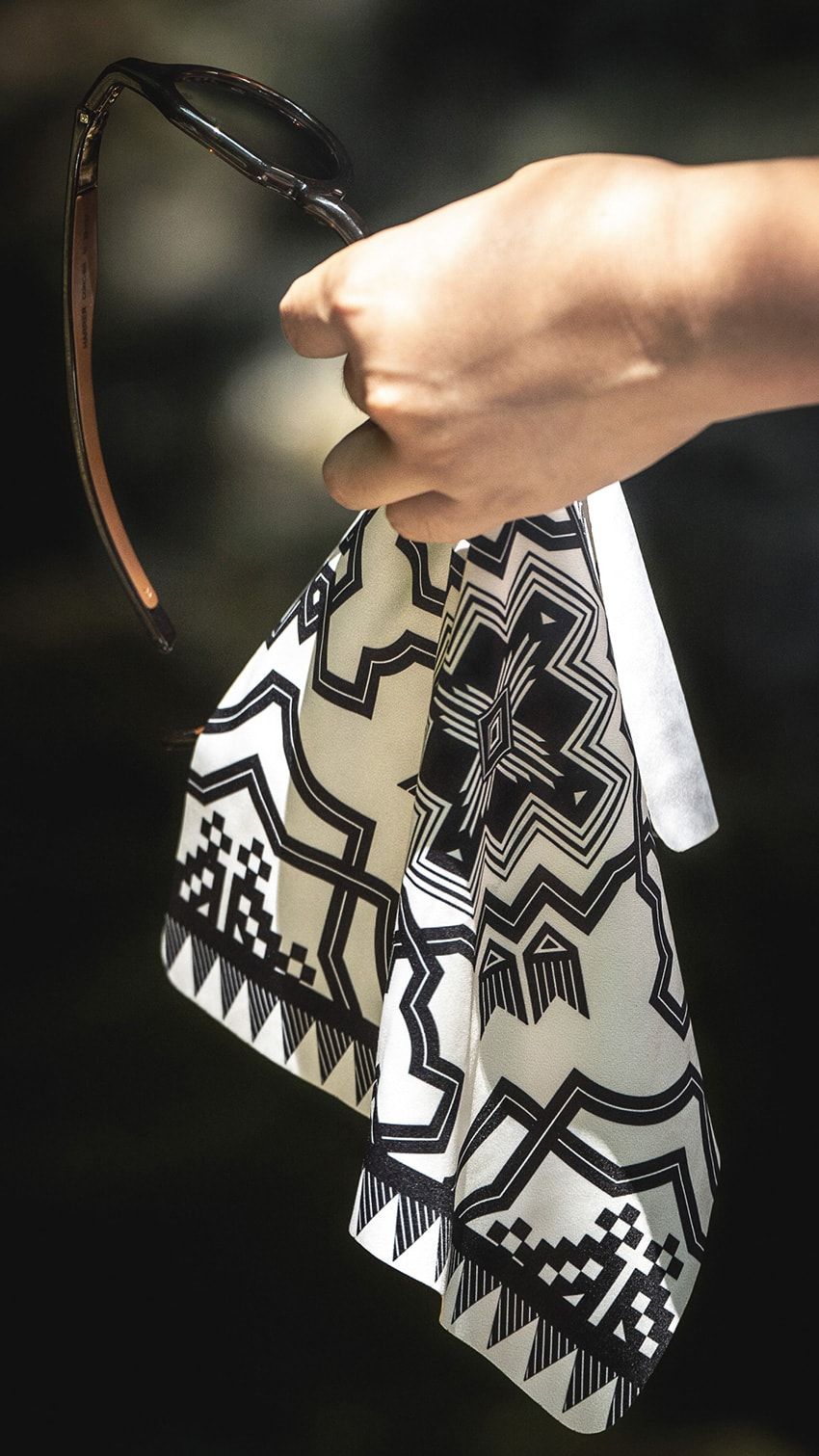 「オールドマウンテン×アイヴォル」のサングラスは、超撥水レンズ採用でアウトドアに最適 - 21枚目の画像