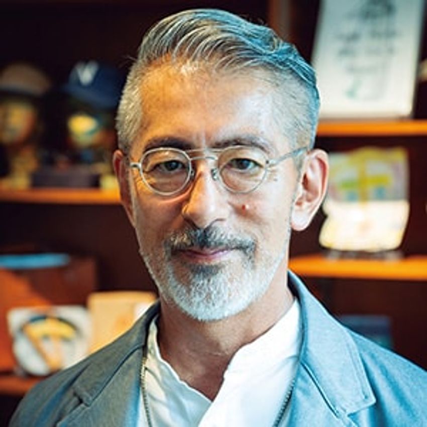 「クローゼットはほぼ青」というグローブスペックス 岡田哲哉さんの最近のオールスター - 4枚目の画像