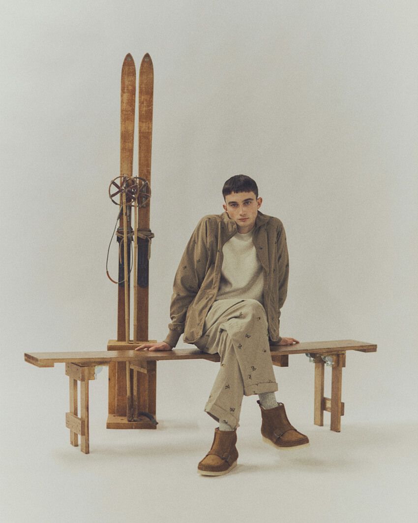 クラークスの名品がハイキング仕様に！人気ショップEND.とのコラボが「ビームスプラス」から - 9枚目の画像