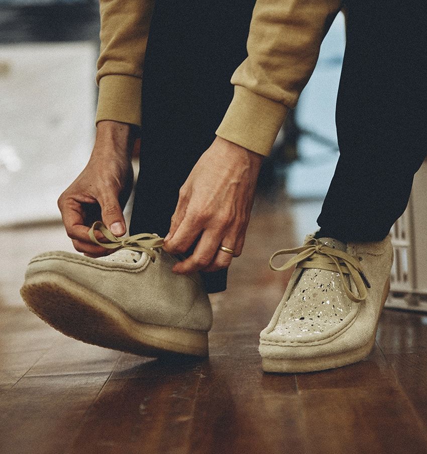 「ウィンダンシー×クラークス」手作業でドリッピングされたオンリーワンな“ワラビー”がアトモスから - 7枚目の画像