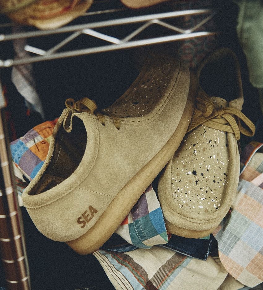 「ウィンダンシー×クラークス」手作業でドリッピングされたオンリーワンな“ワラビー”がアトモスから - 8枚目の画像