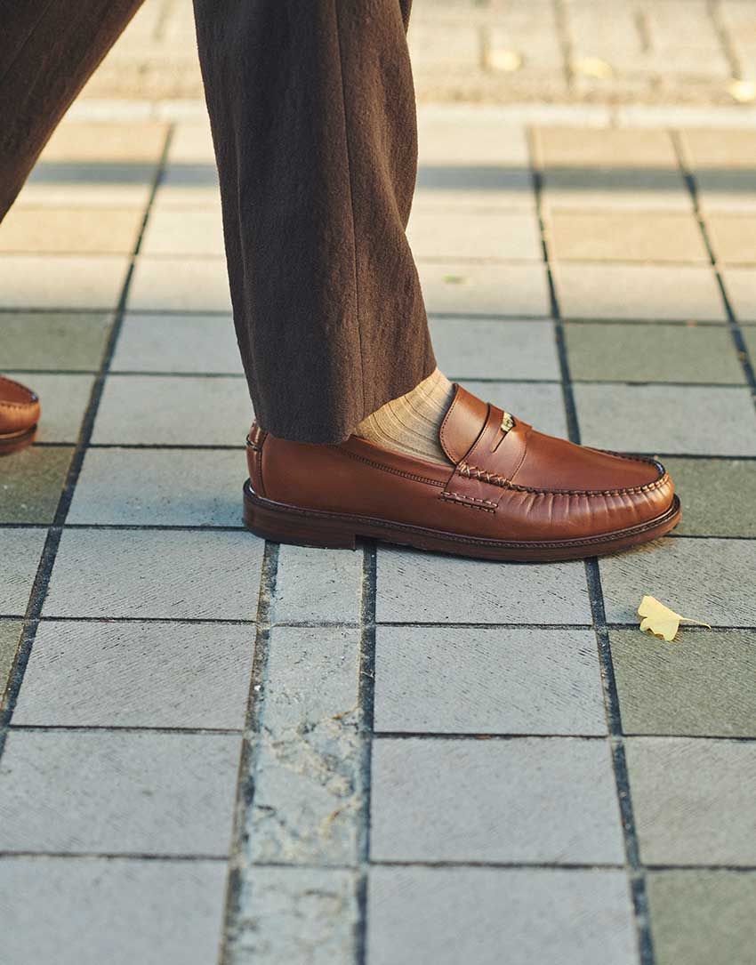 スナップで立証！「コール ハーン」新作シューズが、“着流しスーツ”に好相性なワケ - 8枚目の画像