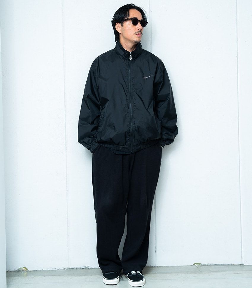 ナイキ&ラコステのアウターを効かせた古着コーデ3選。デザイナー鈴木真悟さんの着こなし極意 - 8枚目の画像