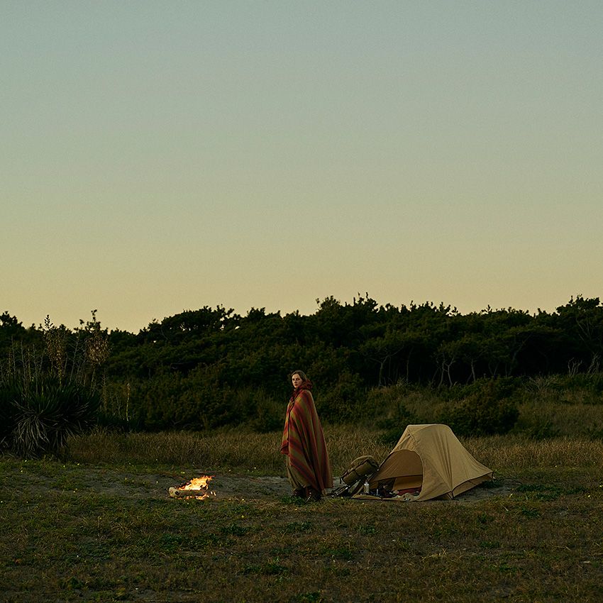 「モス テンツ」創業者ビル・モス生誕100周年の限定品は、贅沢素材を使用した大判ブランケット - 7枚目の画像