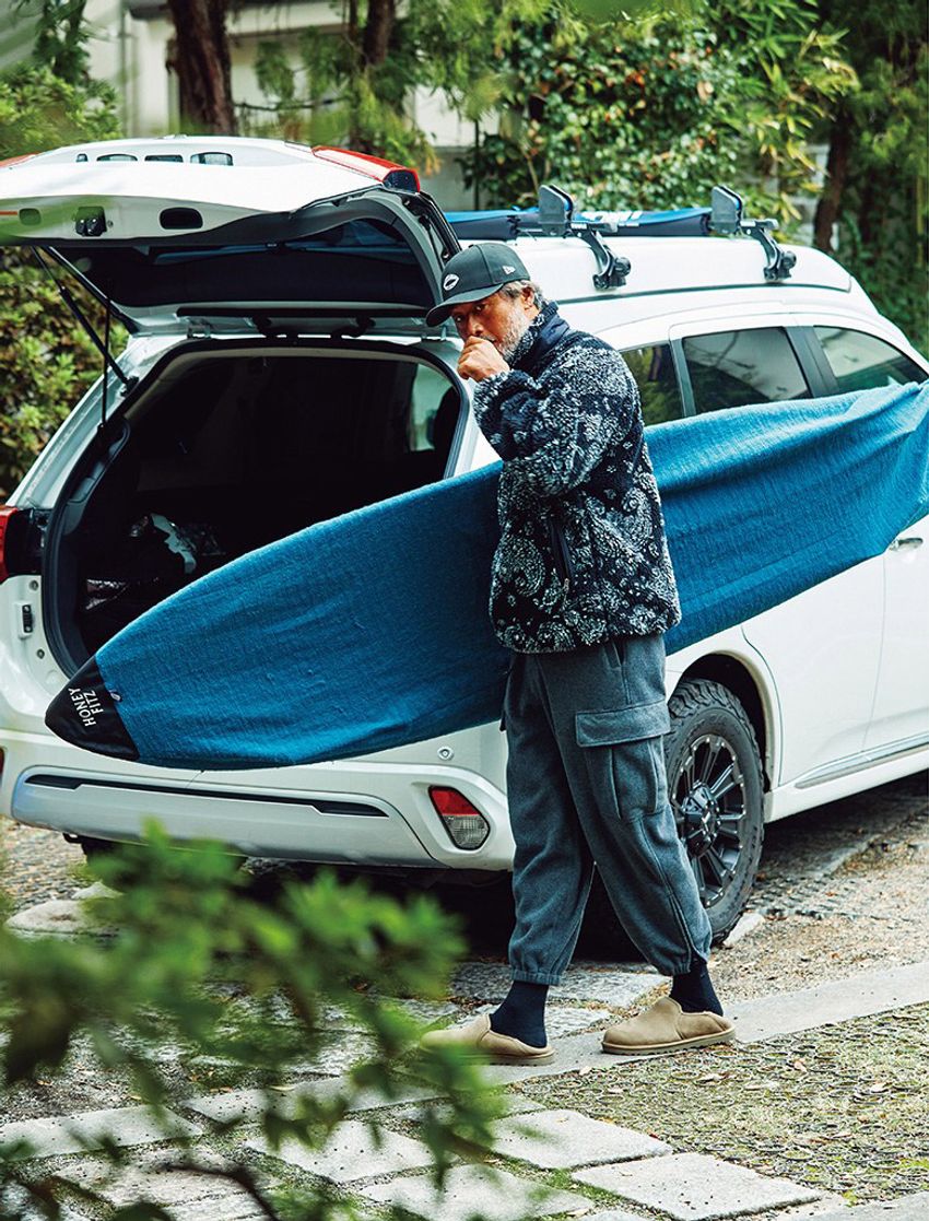 デニム、フリース、ジャケットetc. 種市 暁さんの“普通”に見えない“タネ”あり冬コーデ6選！ - 9枚目の画像