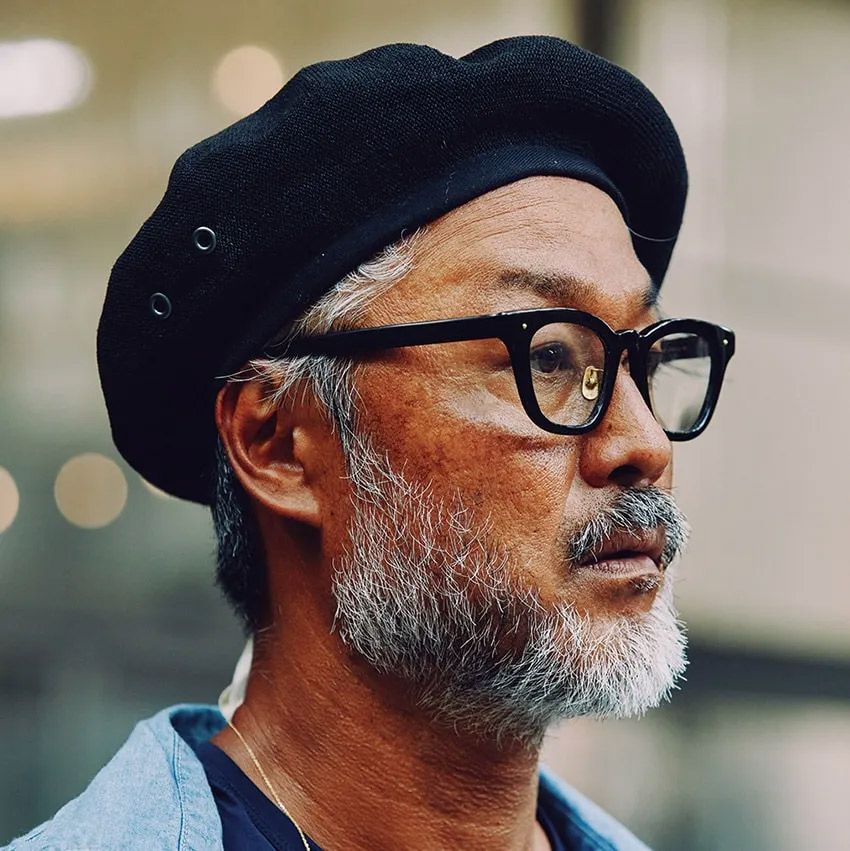 デニム、フリース、ジャケットetc. 種市 暁さんの“普通”に見えない“タネ”あり冬コーデ6選！ - 3枚目の画像