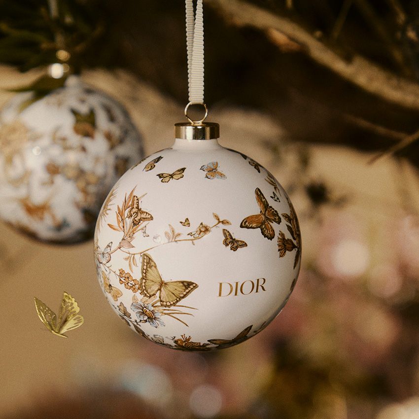 「ディオール メゾン」からホリデーシーズンを彩る新作が到着。テーマはフリーダ・カーロ - 6枚目の画像