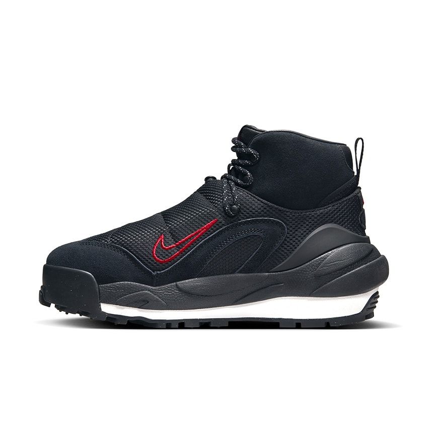 「ナイキ×サカイ」の最新コラボ“マグマ スケープ”。傑作エア マグマとフットスケープの融合デザイン - 17枚目の画像