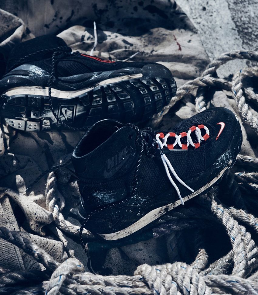 「ナイキ×サカイ」の最新コラボ“マグマ スケープ”。傑作エア マグマとフットスケープの融合デザイン - 4枚目の画像