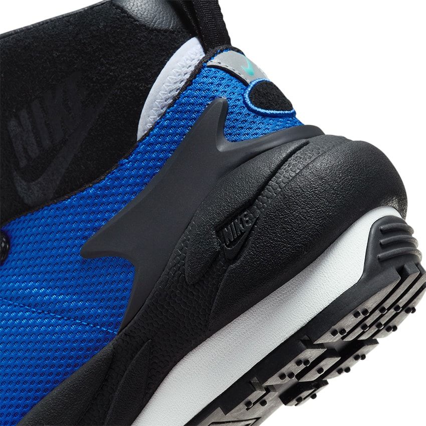 「ナイキ×サカイ」の最新コラボ“マグマ スケープ”。傑作エア マグマとフットスケープの融合デザイン - 5枚目の画像