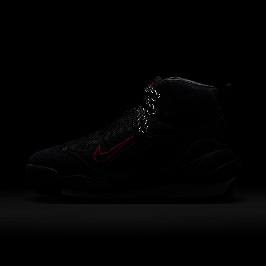 「ナイキ×サカイ」の最新コラボ“マグマ スケープ”。傑作エア マグマとフットスケープの融合デザイン - 43枚目の画像