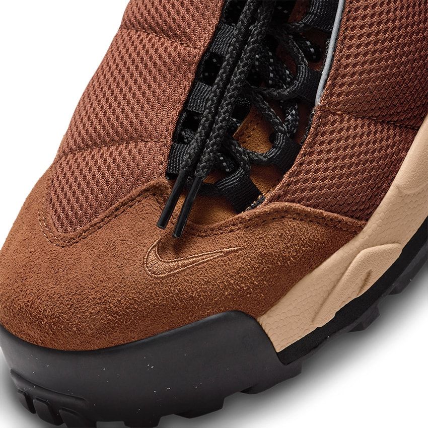 「ナイキ×サカイ」の最新コラボ“マグマ スケープ”。傑作エア マグマとフットスケープの融合デザイン - 47枚目の画像