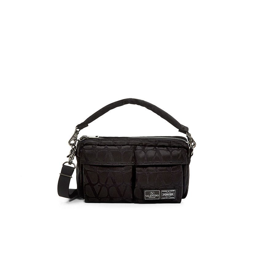 V印の「ポーター」はヴァレンティノ ガラヴァーニとの共作。両者のアイコンの融合が生んだ日本製のバッグたち - 8枚目の画像