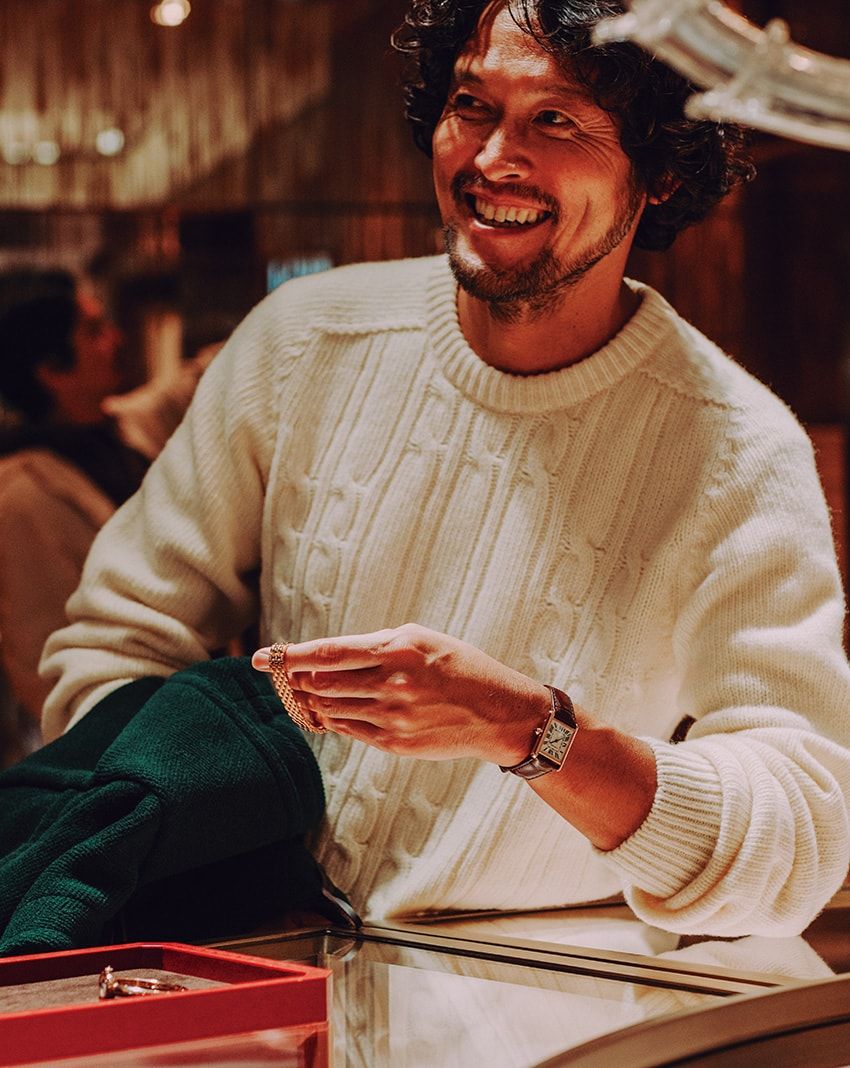 パートナーへの贈り物に、自分へのご褒美に。「カルティエ」の扉をくぐる男たちの物語 - 2枚目の画像